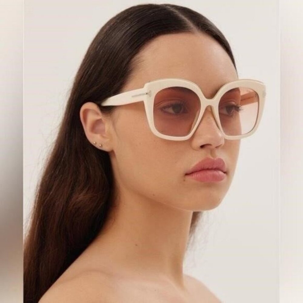 New Authentic TOM FORD FT0944  CAT EYE FEMININE SUNGLASSES